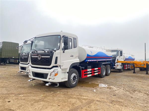 Xe Phun Nước Rửa Đường Dongfeng 14 Khối 270hp